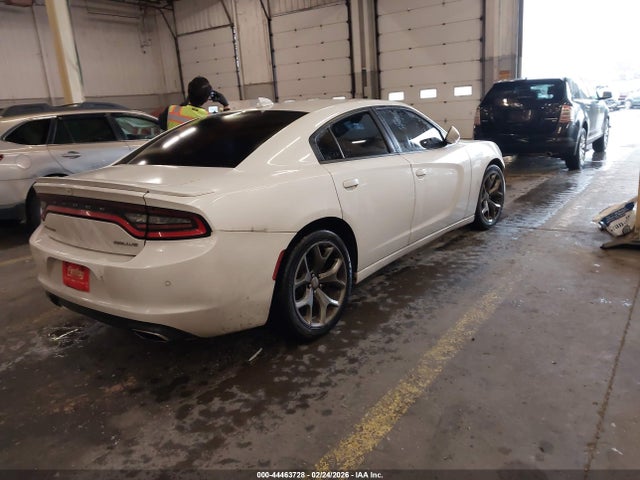 2C3CDXHG3GH127489 Dodge Charger Sxt