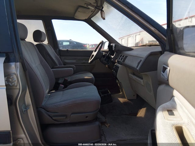 44463745 :رقم المزاد ، JM3LV5221N0418852 vin ، 1992 Mazda Mpv Wagon مزاد بيع