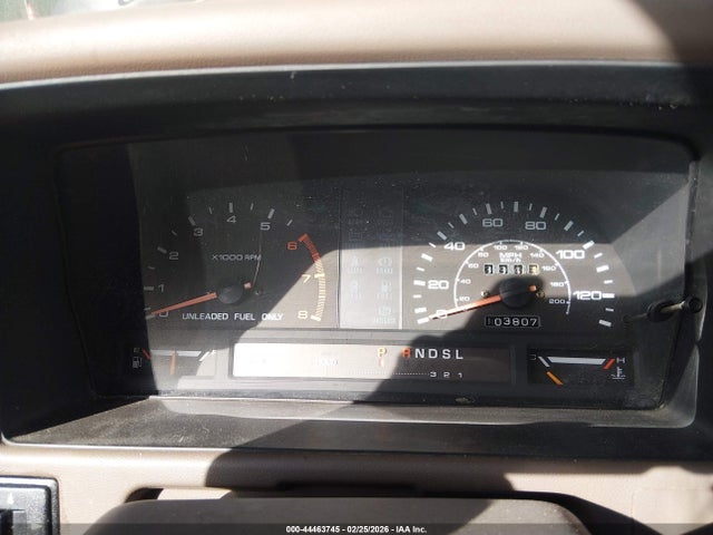 44463745 :رقم المزاد ، JM3LV5221N0418852 vin ، 1992 Mazda Mpv Wagon مزاد بيع