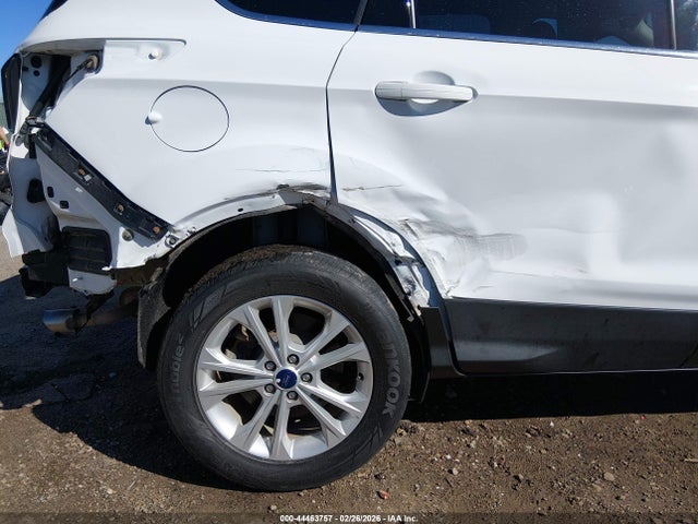 Ford ESCAPE SE 2017 1FMCU0GD4HUD27494 Image 6