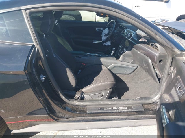 2021 FORD MUSTANG 1FA6P8R0XM5555978 Photo 4