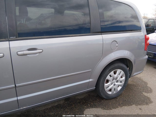 2C4RDGBG2ER327852 Dodge Grand Caravan Se