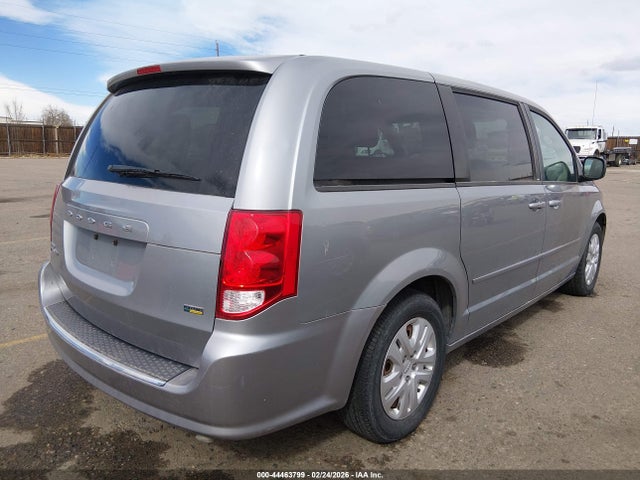 2C4RDGBG2ER327852 Dodge Grand Caravan Se