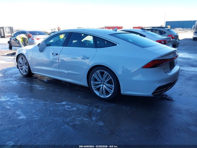 2019 AUDI A7 WAUV2AF24KN125651 Photo 2