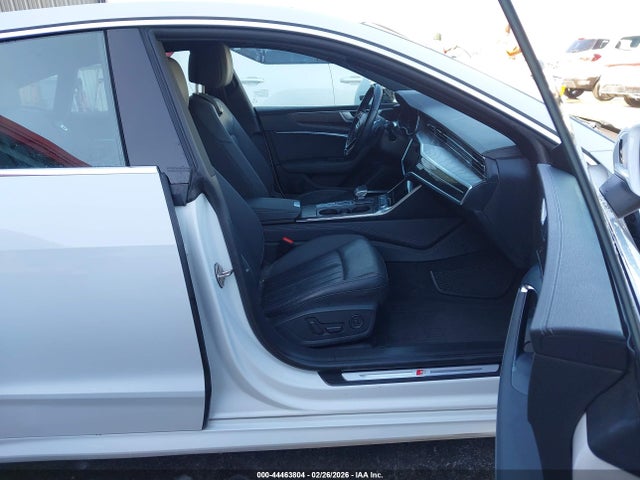 2019 AUDI A7 WAUV2AF24KN125651 Photo 4