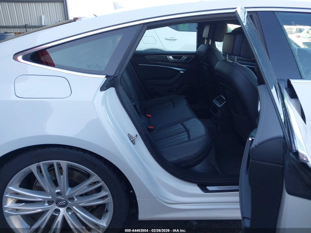 2019 AUDI A7 WAUV2AF24KN125651 Photo 7