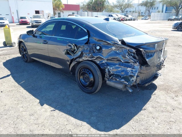 44463834 :رقم المزاد ، 58ABA1C10RU046860 vin ، 2024 Lexus Es 300h F Sport Handling مزاد بيع