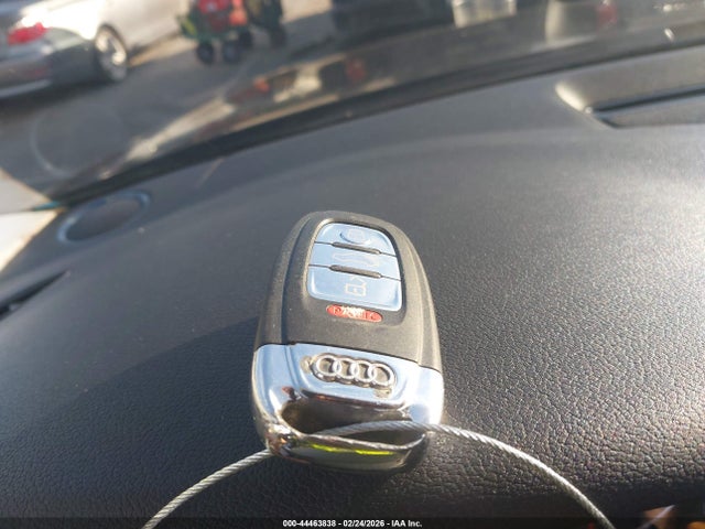 Продажа на аукционе авто 2013 Audi A4 2.0t Premium, vin: WAUKFAFL3DN029657, номер лота: 44463838
