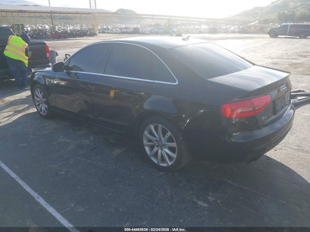 Продажа на аукционе авто 2013 Audi A4 2.0t Premium, vin: WAUKFAFL3DN029657, номер лота: 44463838