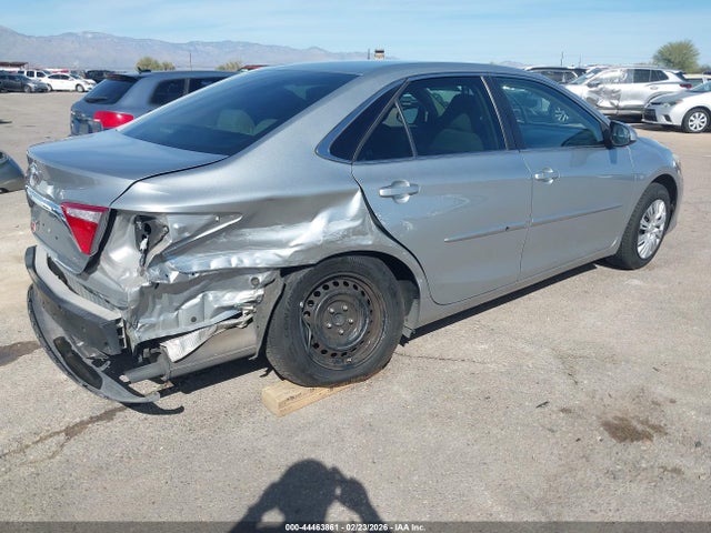 Toyota CAMRY LE 2016 4T4BF1FK8GR578664 Image 4