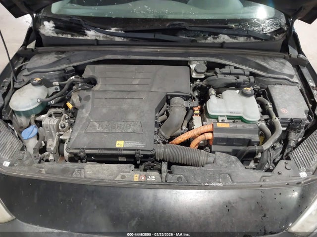 KMHC65LC9HU055416 Hyundai Ioniq Hybrid Blue