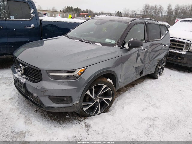 2019 VOLVO XC40 YV4162XZ9K2003874 Photo 1