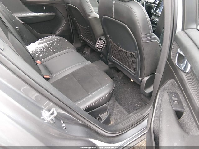 2019 VOLVO XC40 YV4162XZ9K2003874 Photo 7