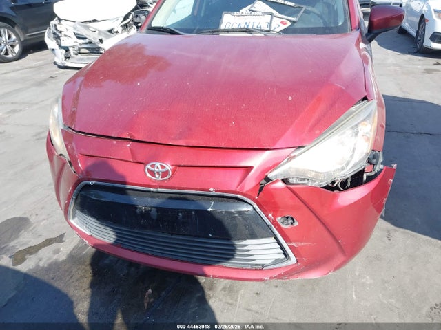 3MYDLBYV9JY317708 Toyota YARIS IA