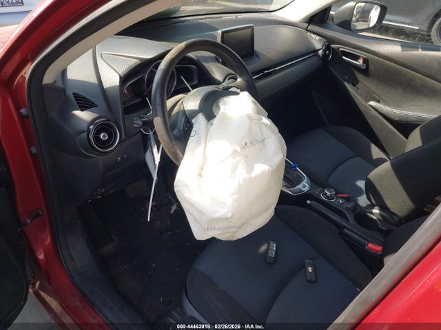 3MYDLBYV9JY317708 Toyota YARIS IA