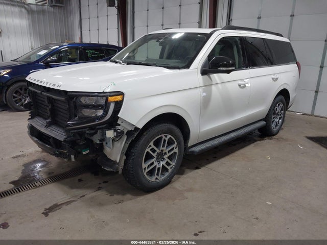1FMJU1J85SEA28381 Ford Expedition Active