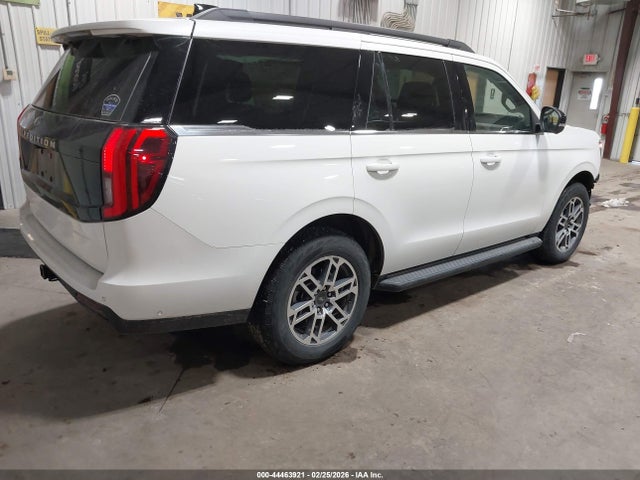 1FMJU1J85SEA28381 Ford Expedition Active