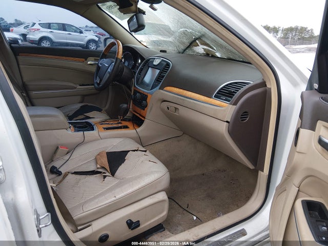 2013 CHRYSLER 300C 2C3CCAET7DH650642 Photo 4