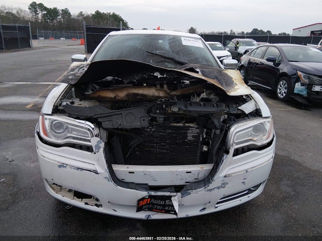 2013 CHRYSLER 300C 2C3CCAET7DH650642 Photo 5