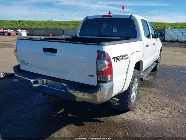 Toyota Tacoma Base V6 2015 3TMLU4EN4FM197760 Image 4
