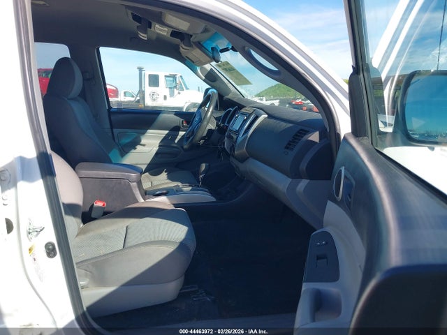 Toyota Tacoma Base V6 2015 3TMLU4EN4FM197760 Image 5