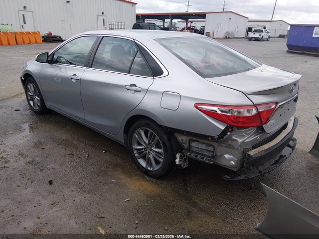 4T1BF1FK0HU339525 Toyota CAMRY SE