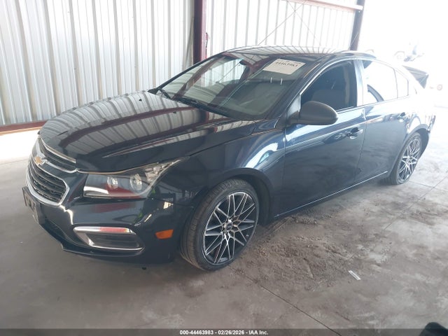 1G1PA5SG8F7105803 Chevrolet Cruze Ls Auto