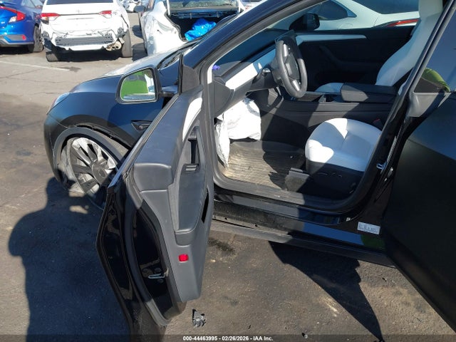 7SAYGDEE9PA175630 Tesla Model Y Awd/long Range Dual Motor All-wheel Drive