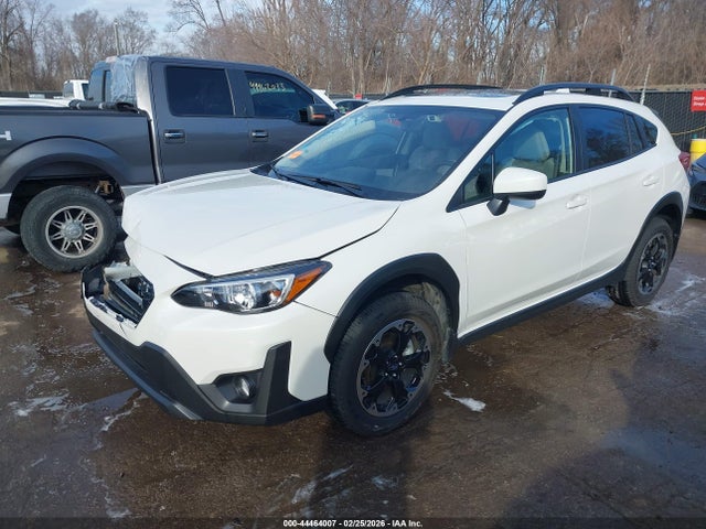 44464007 :رقم المزاد ، JF2GTAECXNH224238 vin ، 2022 Subaru Crosstrek Premium مزاد بيع