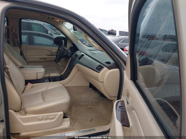 44464058 :رقم المزاد ، 1GYFK63817R188780 vin ، 2007 Cadillac Escalade Standard مزاد بيع