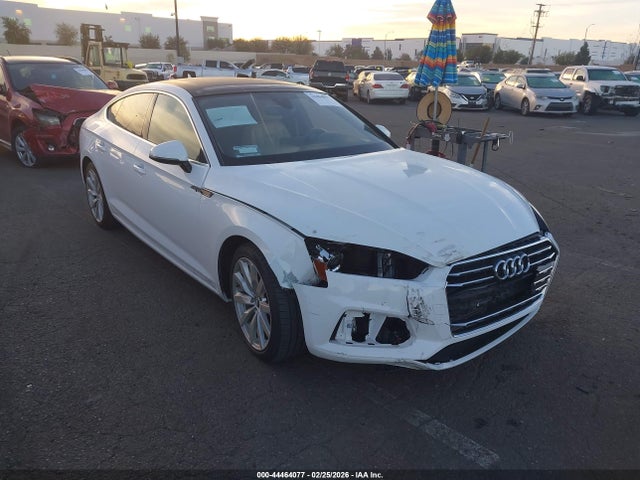 2018 AUDI A5 WAUANCF56JA039677