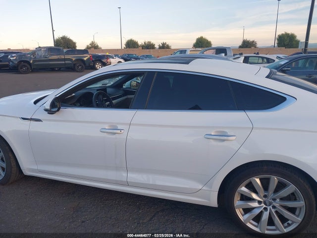 44464077 :رقم المزاد ، WAUANCF56JA039677 vin ، 2018 Audi A5 2.0t Premium مزاد بيع