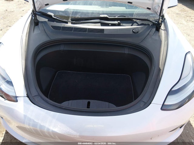 2018 Tesla Model 3 Long Range/performance მანქანა იყიდება აუქციონზე, vin: 5YJ3E1EB4JF084387, აუქციონის ნომერი: 44464082