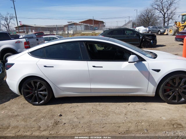 2018 Tesla Model 3 Long Range/performance მანქანა იყიდება აუქციონზე, vin: 5YJ3E1EB4JF084387, აუქციონის ნომერი: 44464082