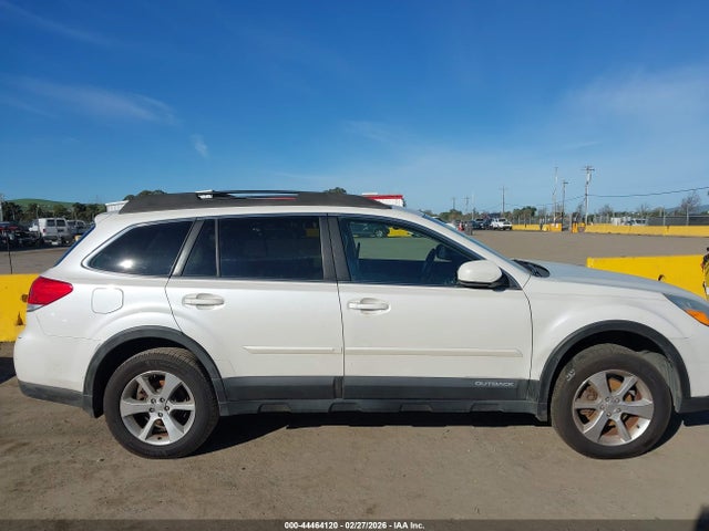 Subaru Outback 2.5i Limited 2014 4S4BRCNC2E3226917 Image 13