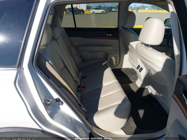 Subaru Outback 2.5i Limited 2014 4S4BRCNC2E3226917 Image 8