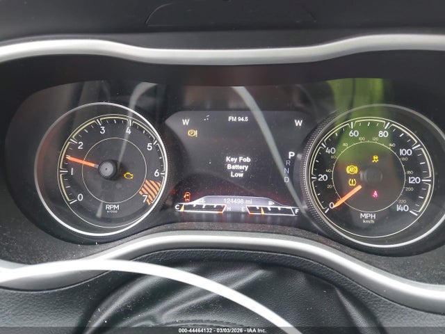 44464132 :رقم المزاد ، 1C4PJLDB8FW643064 vin ، 2015 Jeep Cherokee Limited مزاد بيع