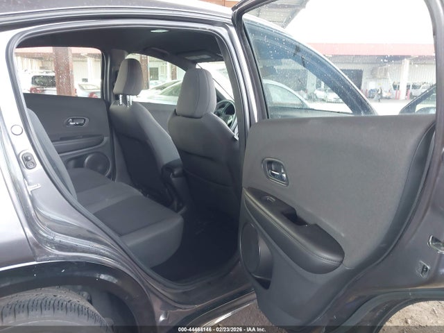 3CZRU5H17NM704555 Honda Hr-v 2wd Sport