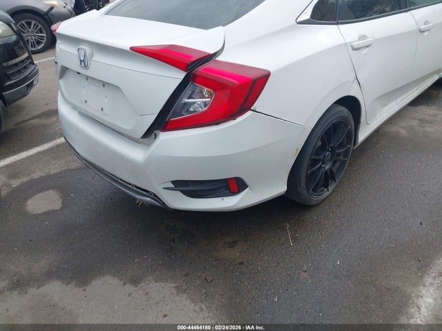Honda Civic Lx 2019 2HGFC2F62KH572857 Image 16