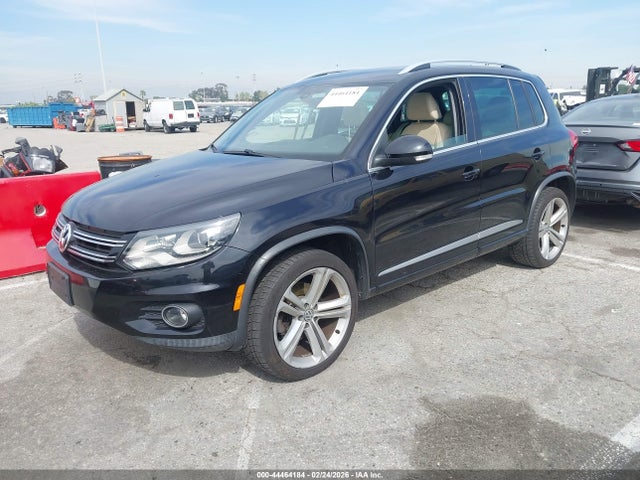 WVGBV3AX9EW081118 Volkswagen Tiguan R-line