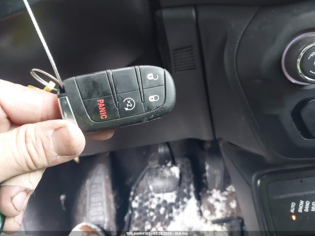 2020 JEEP RENEGADE ZACNJBB11LPL85830 Photo 10