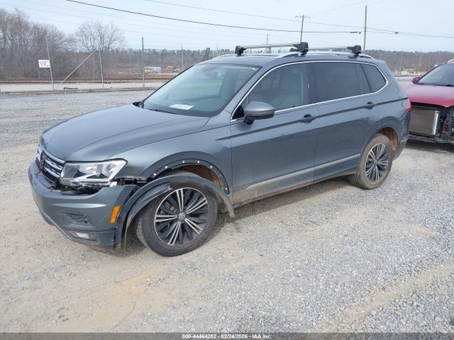 3VV3B7AX5KM107946 Volkswagen Tiguan 2.0t Se/2.0t Sel/2.0t Sel R-line/2.0t Sel R-line Black