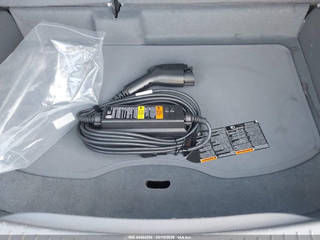 1G1FW6S00J4133241 Chevrolet BOLT EV LT