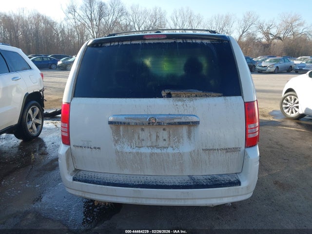 2010 Chrysler Town & Country Touring მანქანა იყიდება აუქციონზე, vin: 2A4RR5D12AR198739, აუქციონის ნომერი: 44464229