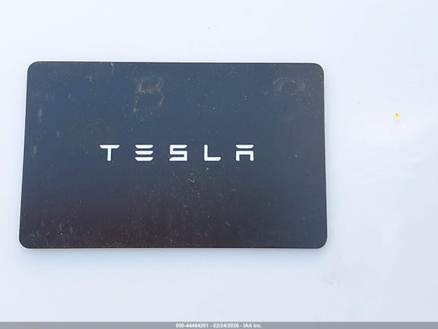 44464251 :رقم المزاد ، 7SAYGDED9RF185121 vin ، 2024 Tesla Model Y Long Range Single Motor Rear-wheel Drive/rwd مزاد بيع