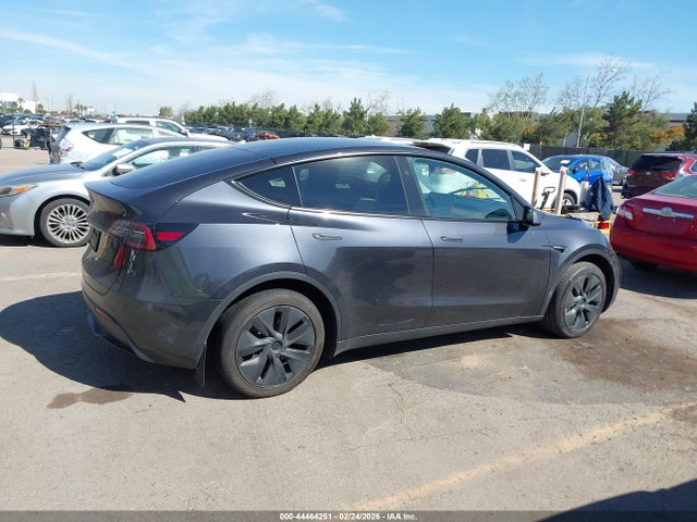 44464251 :رقم المزاد ، 7SAYGDED9RF185121 vin ، 2024 Tesla Model Y Long Range Single Motor Rear-wheel Drive/rwd مزاد بيع