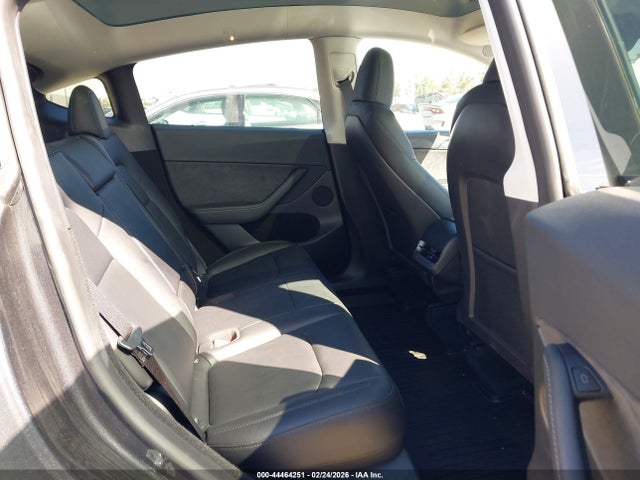 44464251 :رقم المزاد ، 7SAYGDED9RF185121 vin ، 2024 Tesla Model Y Long Range Single Motor Rear-wheel Drive/rwd مزاد بيع