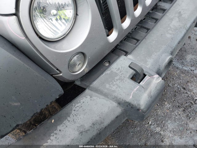 1C4BJWDG1JL931350 Jeep Wrangler Jk Unlimited Sport S 4x4
