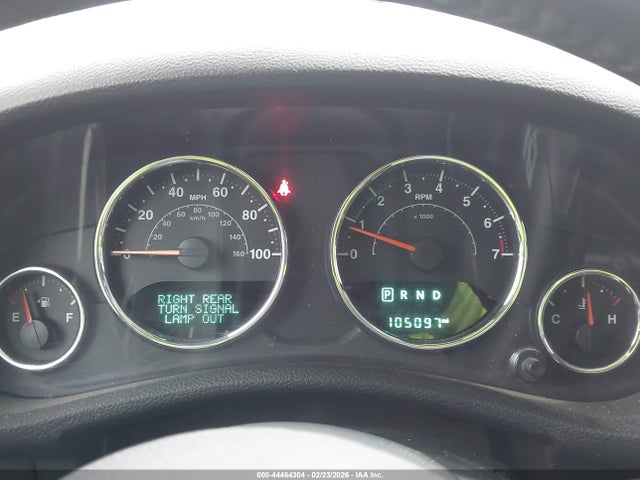 1C4BJWDG1JL931350 Jeep Wrangler Jk Unlimited Sport S 4x4