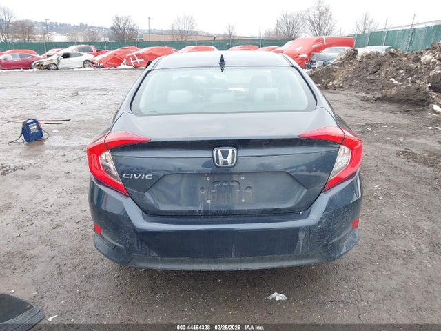 Honda CIVIC EX 2018 2HGFC2F75JH534790 Image 16